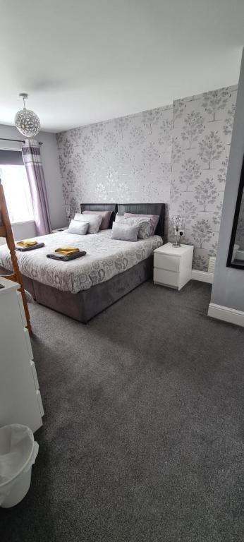 Family Room with Bathroom,1756687120:JPEG